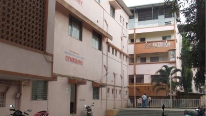 Dombivali Crime: धक्कादायक! कॉलेजच्या चौथ्या मजल्यावरून लायब्ररी शिपायाने उडी मारून संपवले जीवन; काय घडलं नेमकं?