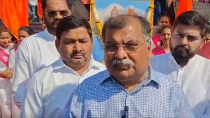 Kalyan : नारीशक्तीचा जल्लोष! डोंबिवलीत ९ हजारांहून अधिक विद्यार्थिनींनी केला वर्ल्ड रेकॉर्ड