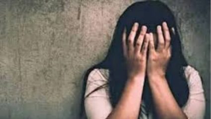 Beed Crime: बीडमध्ये संतापजनक प्रकार! झोपलेल्या अल्पवयीन विवाहितेला उचलून नेले; अत्याचार केला आणि…