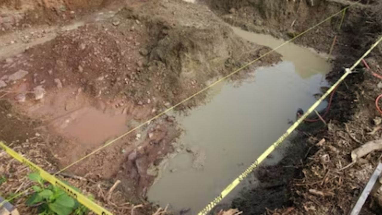 Malad News: दुर्दैवी घटना! चेंडू आणायला गेला अन् परतलाच नाही; 8 वर्षीय मुलाचा पाण्याने भरलेल्या खड्ड्यात पडून मृत्यू