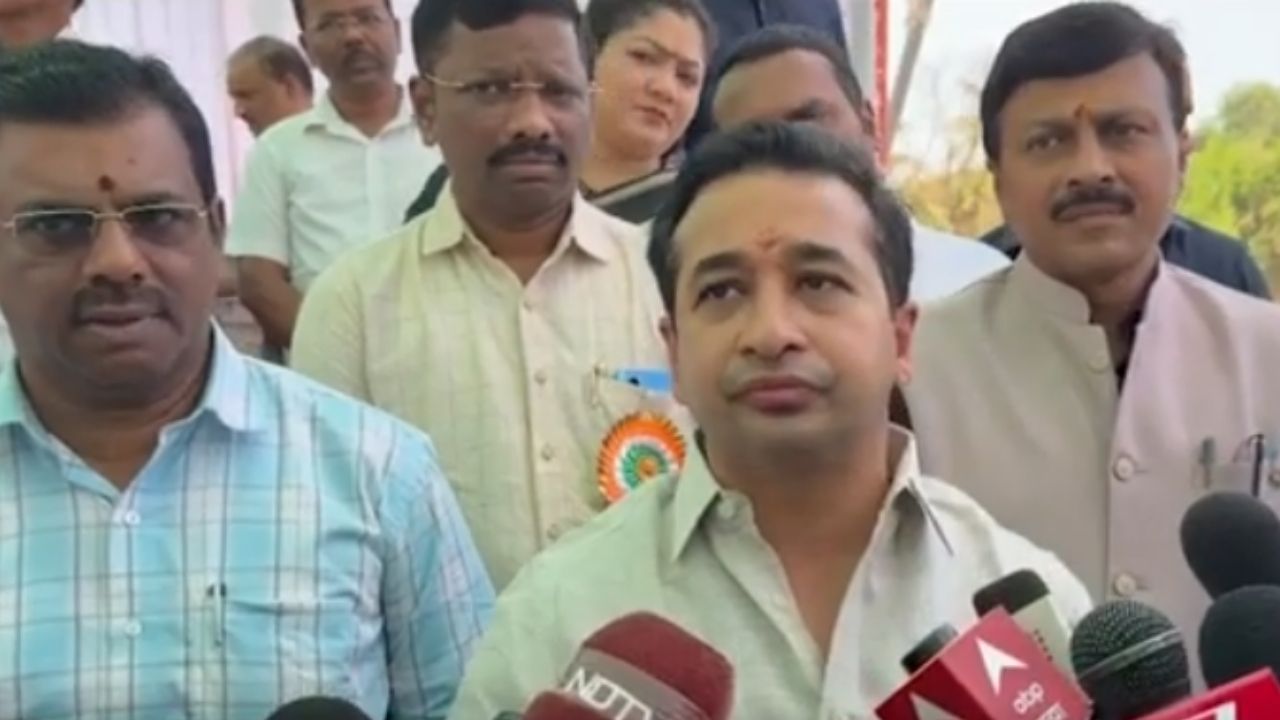 Sindhudurg : सिंधुदुर्गमध्ये दर तीन महिन्यांनी मल्टीस्पेशालिटी शिबिर; नितेश राणेंची घोषणा