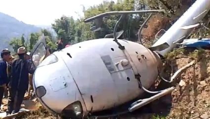 Nepal Accident: काय ती दैवी शक्ती! हेलिकॉप्टर कोसळले पण कुणाला खरचटलंही नाही; पाहा नेपाळमधील खोतांगमध्ये नेमकं काय घडलं?