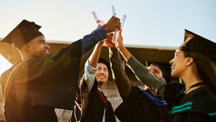 विद्यार्थ्यांना ‘हे’ कॉलेज देणार तब्बल 75 लाखांची स्कॉलरशिप; काय असणार नियम व अटी?