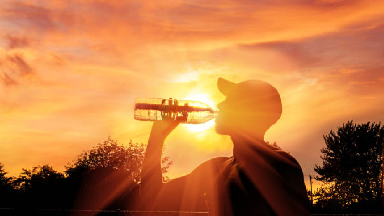 पुणेकरांनो सनस्क्रीन, सनकोट विकत घ्या! तापमानात सातत्याने वाढ; पारा ३५ अंशांच्या पुढे