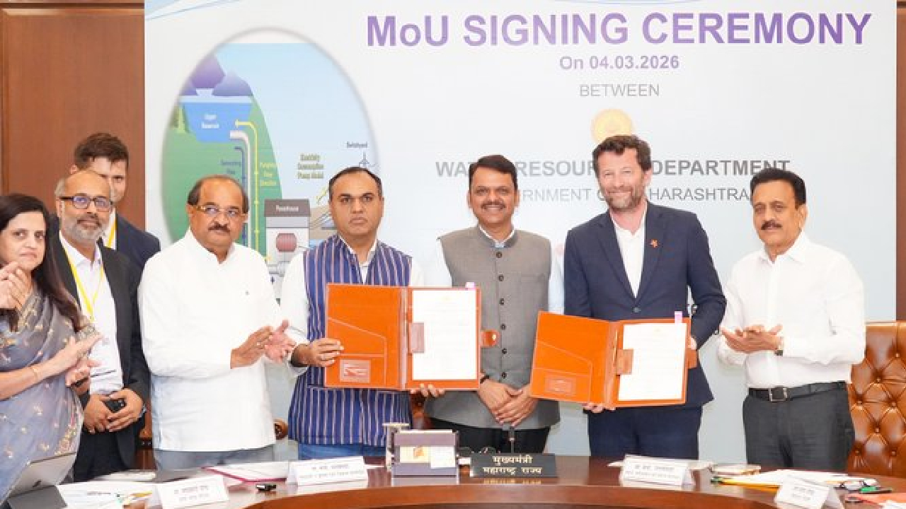 “ऊर्जा क्षेत्राच्या बळकटीकरणाच्या दृष्टीने…”; CM Devendra Fadnavis यांनी दिल्या सूचना