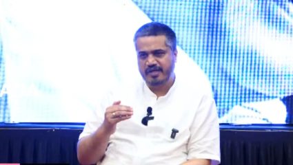 Maharashtra Politics: “अजितदादांच्या अपघाताचा अहवाल तीन वर्षांनी…” रोहित पवारांचा सवाल