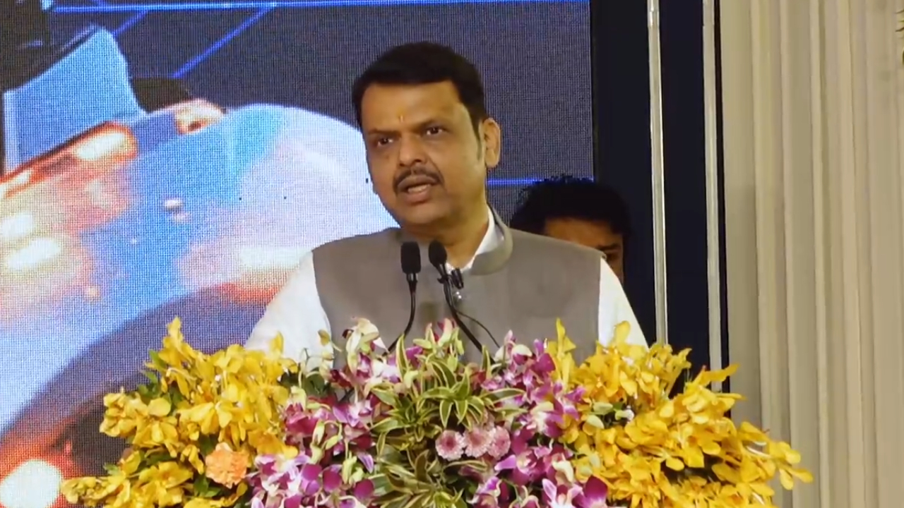 “विदर्भाच्या विकासासाठी नागपूरला उद्योगाचे…”: CM Devendra Fadnavis यांनी व्यक्त केली अपेक्षा