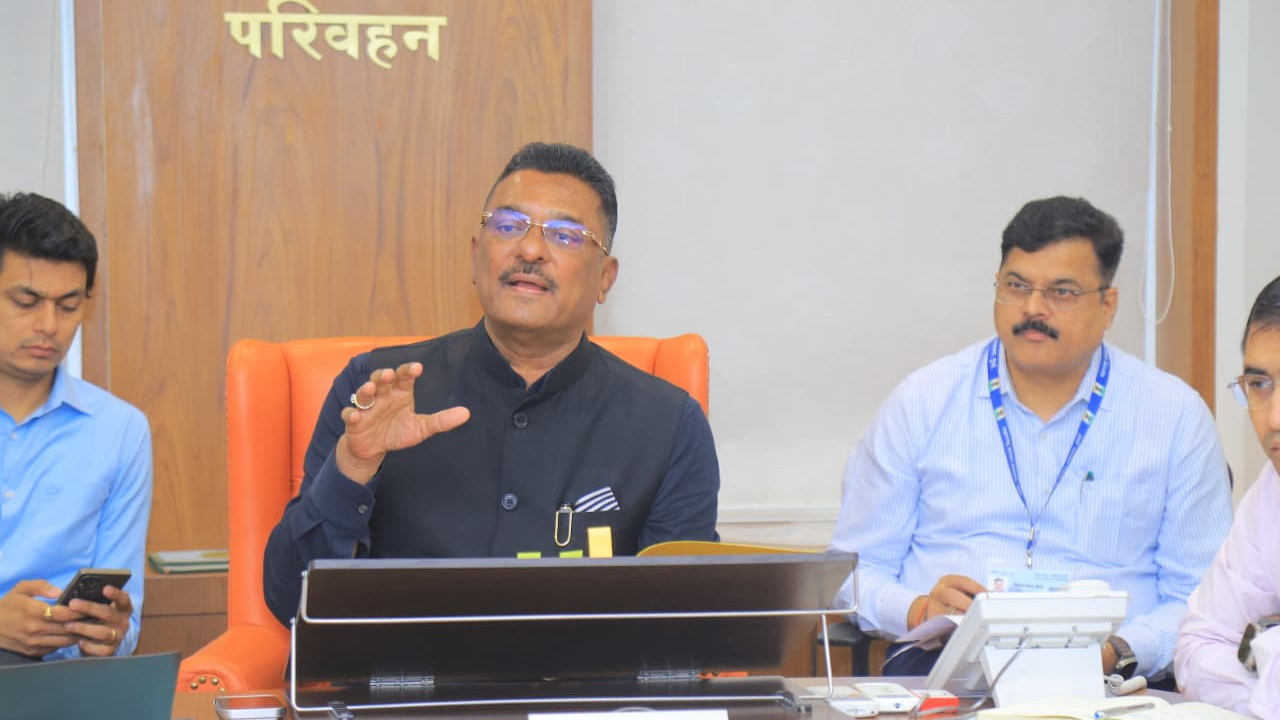 Pratap Sirnaik: नवीन ऑटो रिक्षांना परवाने नाहीत? प्रताप सरनाईकांनी केली ‘ही’ मोठी घोषणा