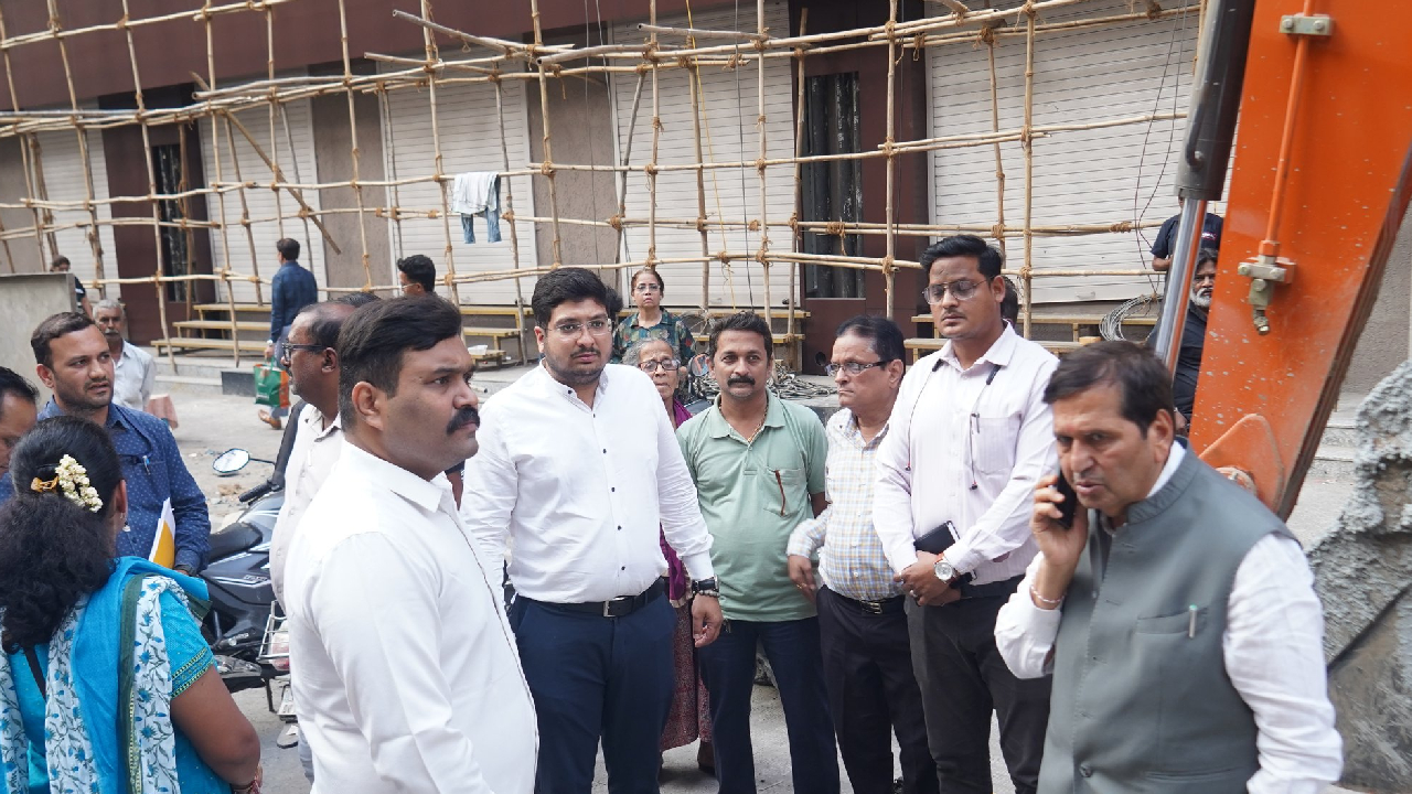 “गुढीपाडव्याच्या आधी गिरगावातील रस्त्यांची…”; Mangal Prabhat Lodha यांचे अधिकाऱ्यांना स्पष्ट निर्देश