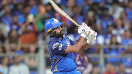 बदाम हलव्यासारखं ठोकलं! अवघ्या 22 चेंडूत Rohit Sharma चा वानखेडेवर धुमाकूळ, KKR ला धुतले