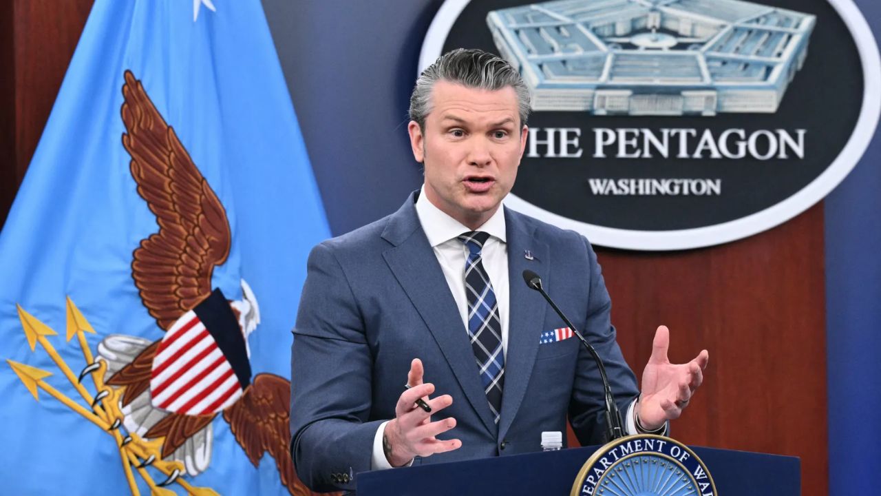 Pete Hegseth: युद्ध की ‘धर्मयुद्ध’! ‘हे युद्ध येशू ख्रिस्तासाठी…’, US संरक्षण सचिवांच्या विधानावर पेंटागॉनने दिले स्पष्टीकरण