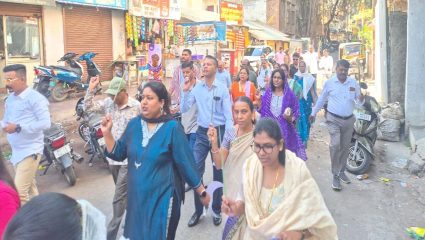 झावळ्यांच्या रविवारनिमित्त इम्मानुएल चर्चकडून प्रभात फेरी; ख्रिस्ती बांधवांचा उत्स्फूर्त प्रतिसाद