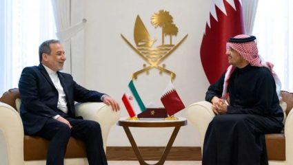 US Iran War : मध्यपूर्वेतील राजकारणात नवा ट्विस्ट! कतारची इराणशी ६ अब्ज डॉलर्सची गुप्त डील, अमेरिकाही चक्रावली