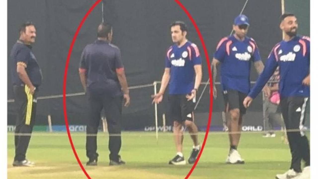 IND Vs ENG सेमीफायनलच्या पीचवरुन हेड कोच झाले ‘गंभीर’, क्युरेटरवरुन नाराजी? नक्की काय घडला प्रकार?