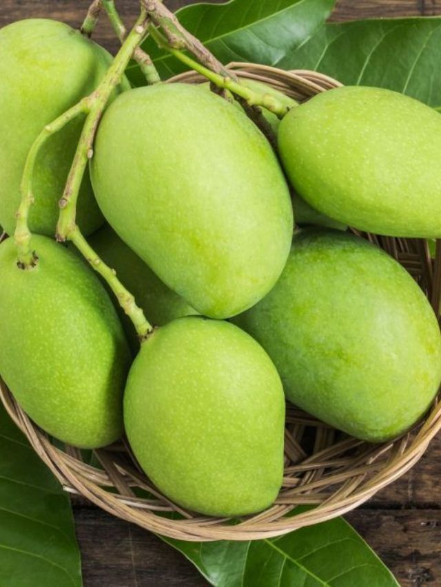 कैरीमध्ये किती विटॅमिन आणि मिनरल्स असतात, जाणून घ्या