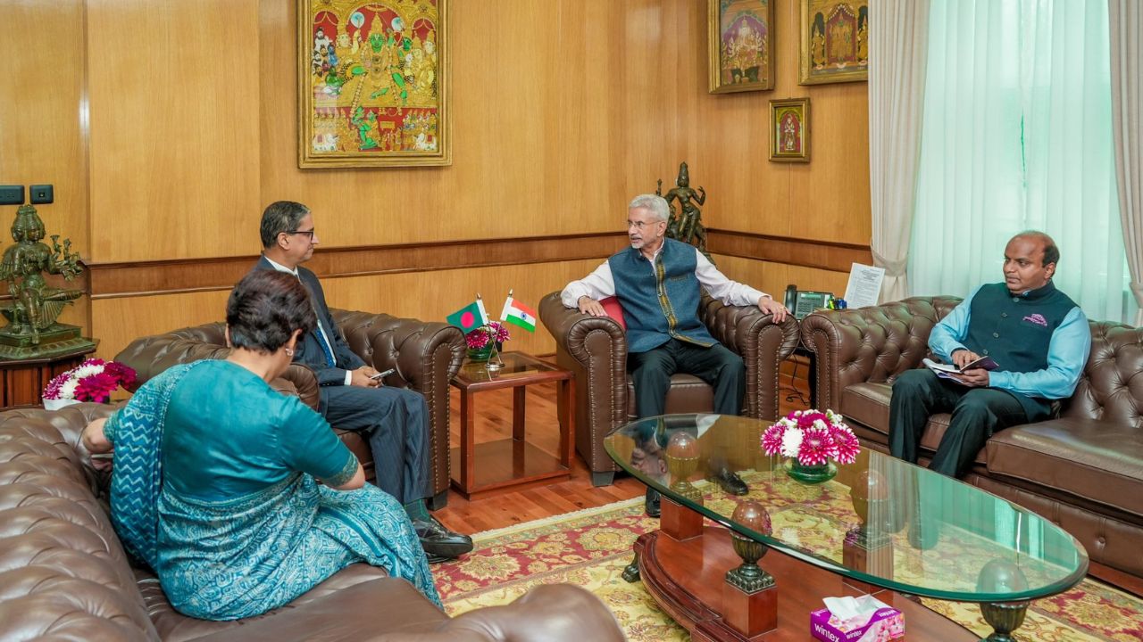 Foreign Policy: S Jaishankar आणि बांगलादेशच्या उच्चायुक्तांची भेट; Tarique Rahman Govt सोबत भारताची ‘बॅटिंग’ जोरात