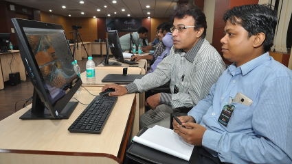 Share Market मध्ये घबराट! विदेशी गुंतवणूकदारांनी घेतला काढता पाय; मार्चमध्ये आतापर्यंत तब्बल 52704 कोटी रुपये काढले