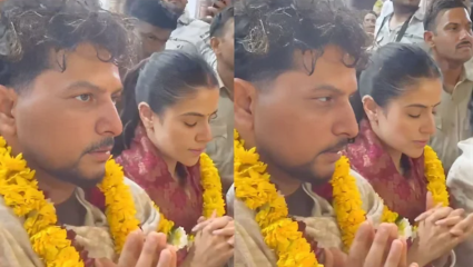 लग्नानंतर Kuldeep Yadav पोहोचला वृंदावनला! पत्नीसह घेतलं बांके बिहारींचे दर्शन