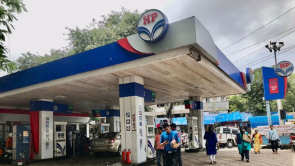 महागाईचा दणका! गॅसपाठोपाठ आता पेट्रोल-डिझेलची चिंता वाढली; ‘या’ गाड्या देतील सगळ्यात जास्त मायलेज…