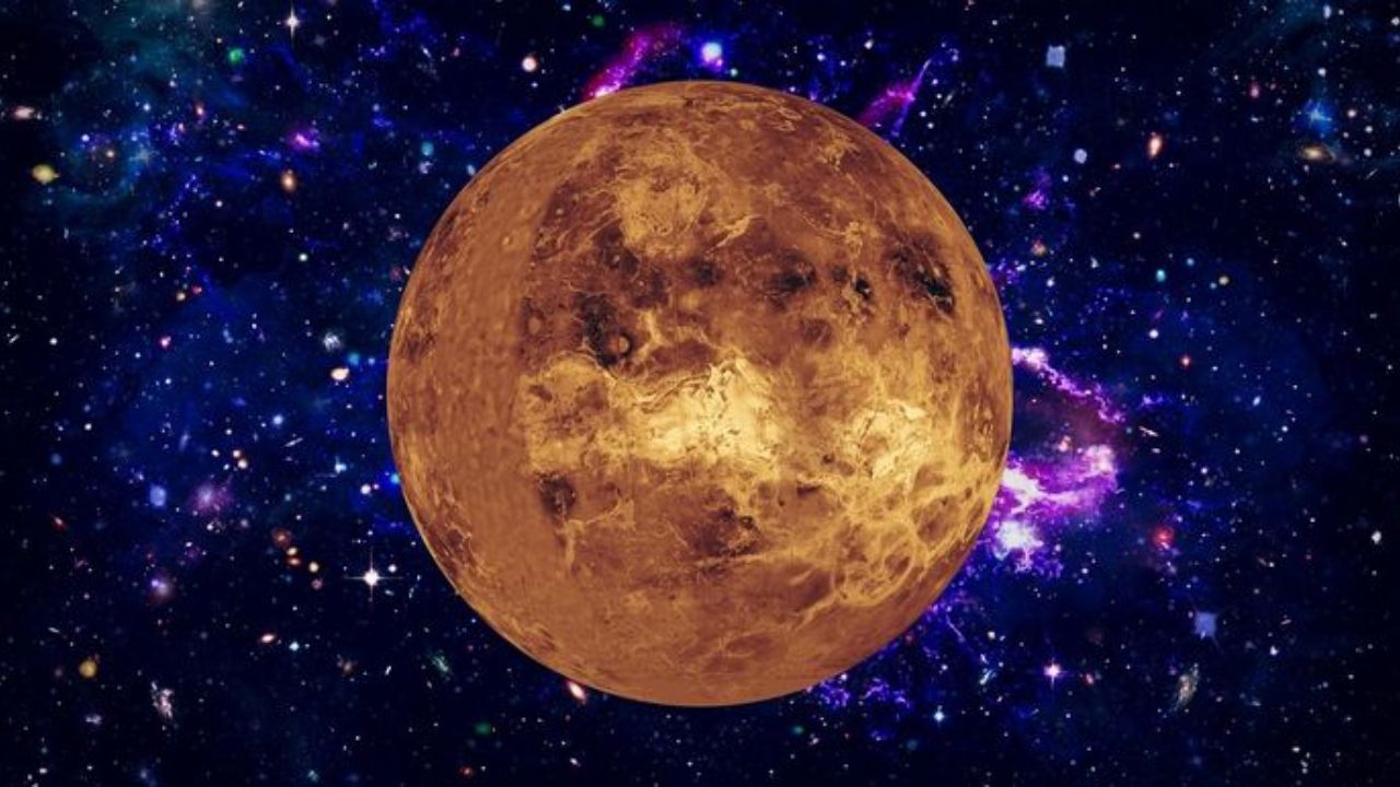 Shukra Gochar 2026: शुक्र राशी बदलणार, या राशीच्या लोकांचे बदलणार नशीब