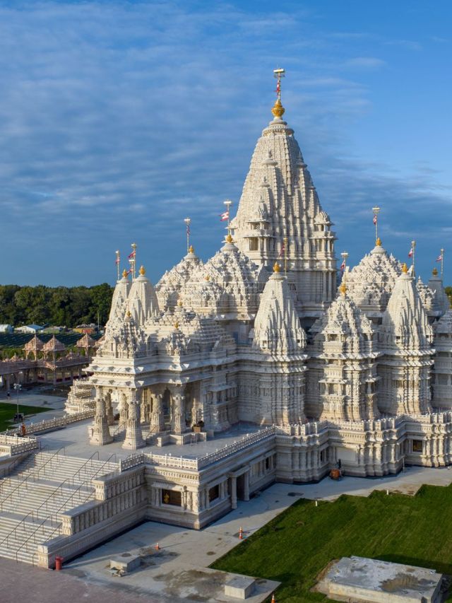 जगभरात प्रसिद्ध असणारे स्वामी नारायण मंदिर कुठे आहे