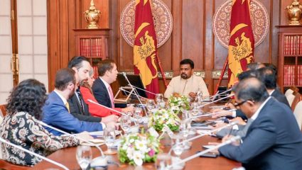 Middle East War : इराणचा ‘रक्षक’ आता अमेरिकेच्या रडारवर? सर्गियो यांची श्रीलंकेला भेट, हिंद महासागरात युद्ध पेटणार?