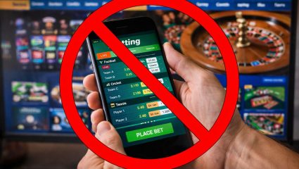 ऑनलाइन सट्टेबाजीचा खेळ खल्लास! केंद्र सरकारची मोठी कारवाई; 300 हून अधिक बेकायदेशीर जुगार आणि बेटिंग अ‍ॅप्सवर बंदी