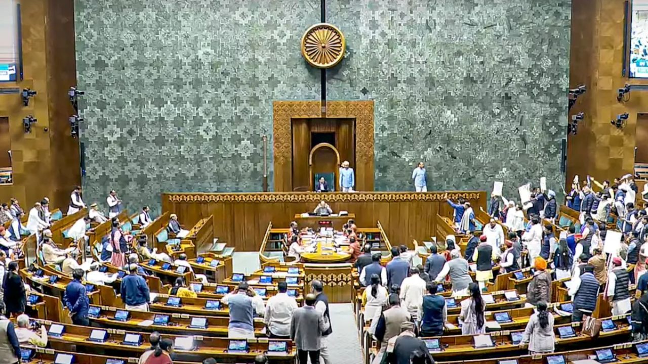 Rajysabha Election 2026:  राज्यसभेसाठी भाजपचा ‘मास्टर प्लॅन’! महाविकास आघाडीतील फुटीचा फायदा घेणार; ५ जागा लढवण्याच्या तयारीत