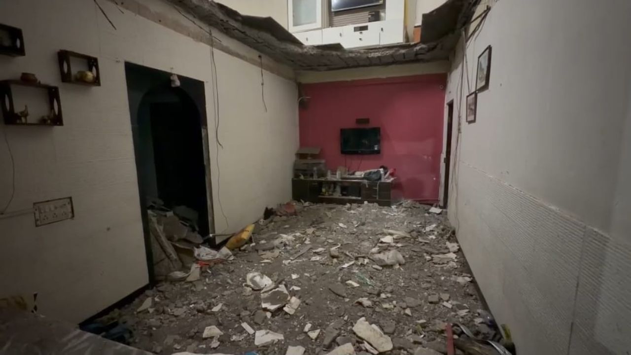 Navi Mumbai: कोपरखैरणेतील विद्या भवन सोसायटीत स्लॅब कोसळला; 14 वर्षीय विद्यार्थ्याचा मृत्यू, 12 विद्यार्थी व शिक्षिकेची सुटका