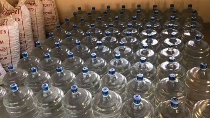 Gondia News:  गोंदियाकरांच्या आरोग्याशी खेळ! अनियंत्रित पाणी व्यवसायातून कोट्यवधींची उलाढाल