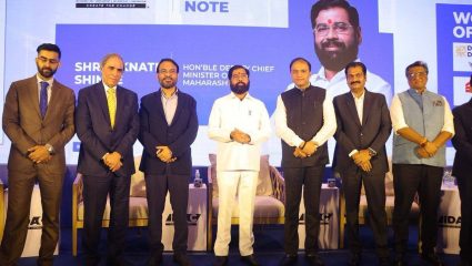 महाराष्ट्र भारताला बनवणार ‘आर्थिक महासत्ता’! 2027 पर्यंत १.५ ट्रिलियन डॉलर्स योगदानाचे उपमुख्यमंत्री एकनाथ शिंदेंचे लक्ष्य