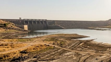 मराठवाड्याची चिंता वाढली! उन्हाच्या तडाख्याने धरणांतील पाणीपातळी घटली; जायकवाडीत ७२% साठा शिल्लक
