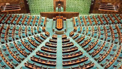 Central Government: लोकसभेच्या रचनेत होणार मोठे बदल; काय आहे सरकारचे ‘मिशन ८१६’?