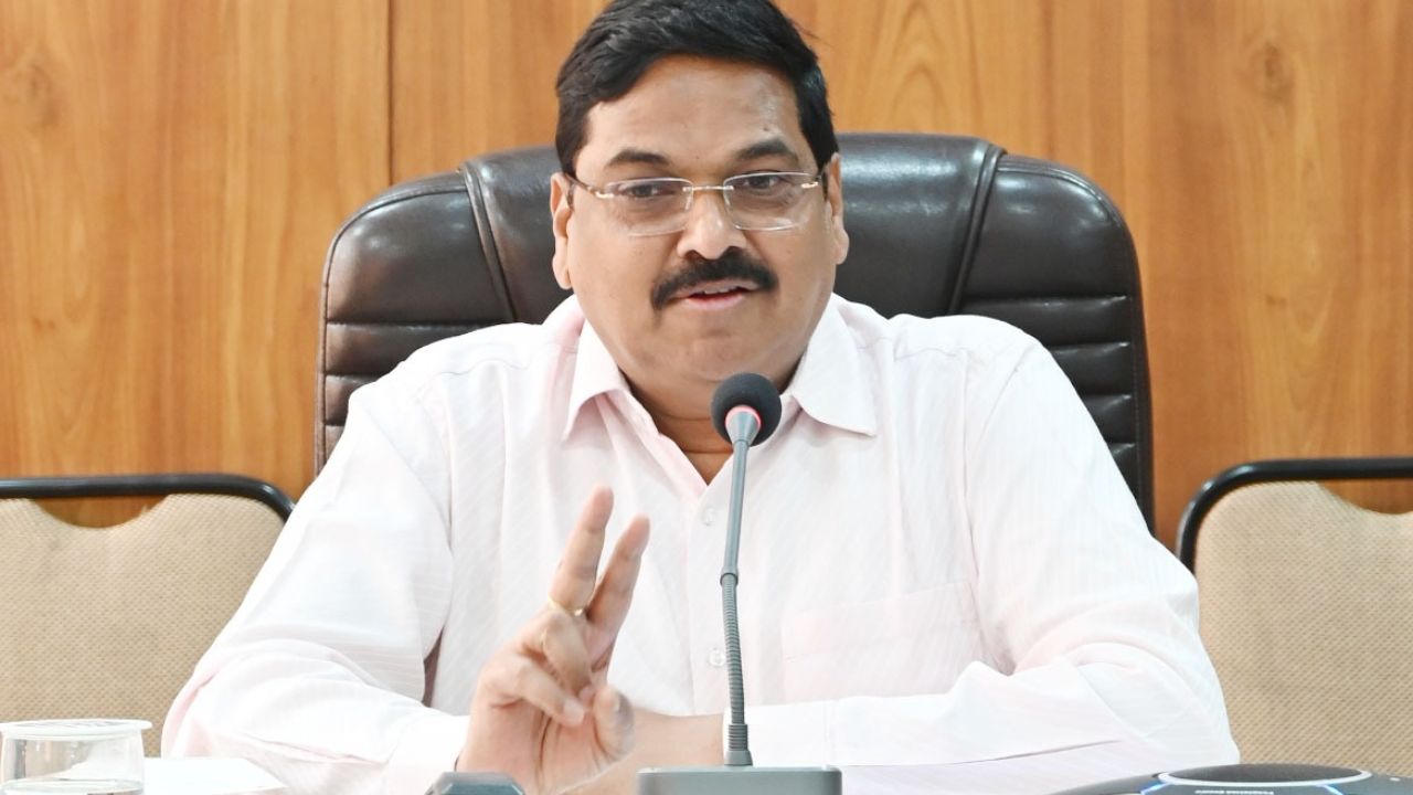 Sangali IAS transfer: सांगलीला नवे जिल्हाधिकारी! डॉ. मैनक घोष यांची नियुक्ती; अशोक काकडे यांची मुंबईत बदली