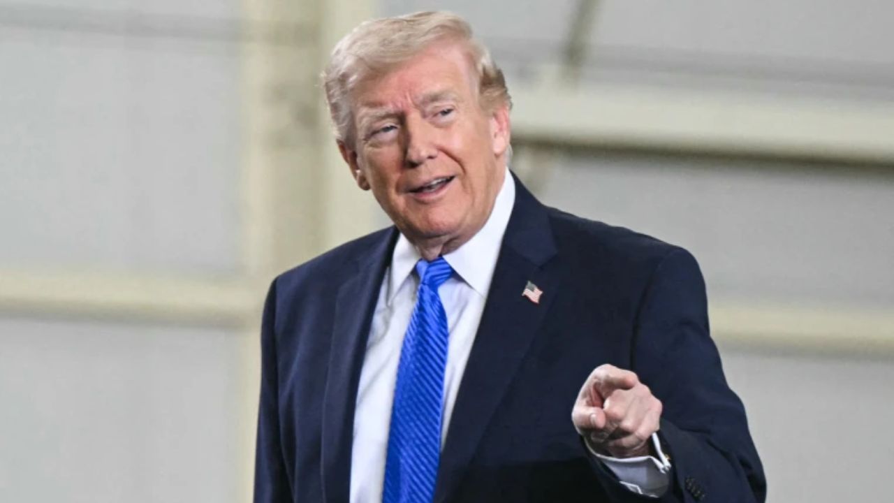 अमेरिकेत राजकीय वादळ! इराणवरील हल्ल्यासाठी ट्रम्प यांनी संरक्षण मंत्र्यांना धरले जबाबदार; “तेच म्हणाले, हे करूया’…”