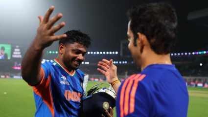 Sanju Samson : गंभीरची ‘जादूची झप्पी’ तर सुर्याचा ‘नमस्कार’… तुम्ही पाहिला का हा Viral Video, चाहत्यांनी केला कौतुकाचा वर्षाव