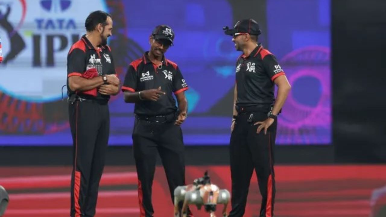 IPL 2026 सुरू होण्याआधी जाणून घ्या पंचाची सॅलरी! आंतरराष्ट्रीय क्रिकेटच्या तुलनेत आयपीएलचे अंपायर किती कमावतात?