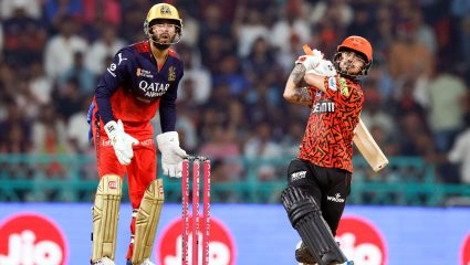 RCB vs SRH Head to Head: रॉयल चॅलेंजर्स बंगळुरू की सनरायझर्स हैदराबाद, IPL मध्ये कोणाचे पारडे जड? वाचा दोन्ही संघाची आकडेवारी