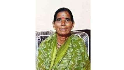 मळणी यंत्रात अडकून वनपुरीच्या शेतकरी महिलेचा दुर्दैवी मृत्यू, पुरंदर तालुक्यातील माळशिरस येथे घडली घटना