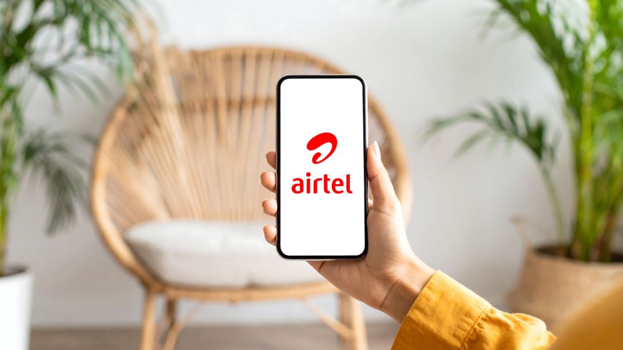 Airtel Recharge Plan: एकदा रिचार्ज करा आणि वर्षभर टेंशन फ्री राहा! अनलिमिटेड कॉलिंगसह मिळणार हे फायदे, केवळ इतकी आहे प्लॅनची किंमत