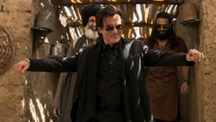 लक्झरी गाड्या, आलिशान बंगला; अक्षय खन्नाची नेटवर्थ किती? ‘Dhurandhar’नंतर आता ‘रहमान डकैत’चं वाढलं मानधन!