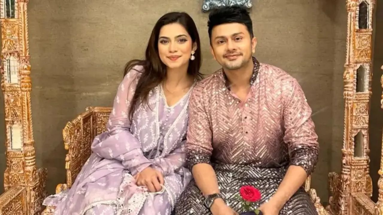 “सांगण्यासारखं खूप काही आहे…” आवेज आणि नगमाचा ब्रेकअप कन्फर्म? नॅशनल टीव्हीवरील प्रपोजनंतर नात्यात दुरावा