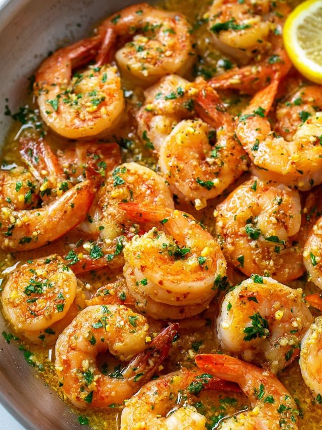 संडे स्पेशल घरी बनवा रेस्टॉरंट-स्टाईल बटर गार्लिक श्रिम्प