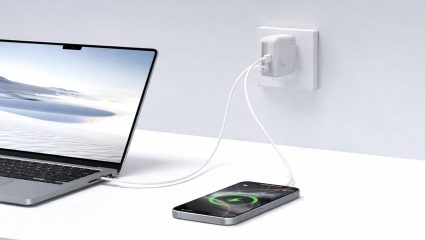 Tech Tips: लॅपटॉप चार्जरने फोन चार्ज करणं किती सुरक्षित? काय सांगतात एक्स्पर्ट्स? जाणून घ्या