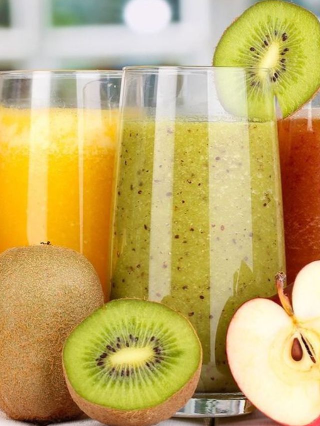 कडाक्याच्या उन्हात शरीराला थंडावा देणारे 'हे' सुपर ड्रिंक्स