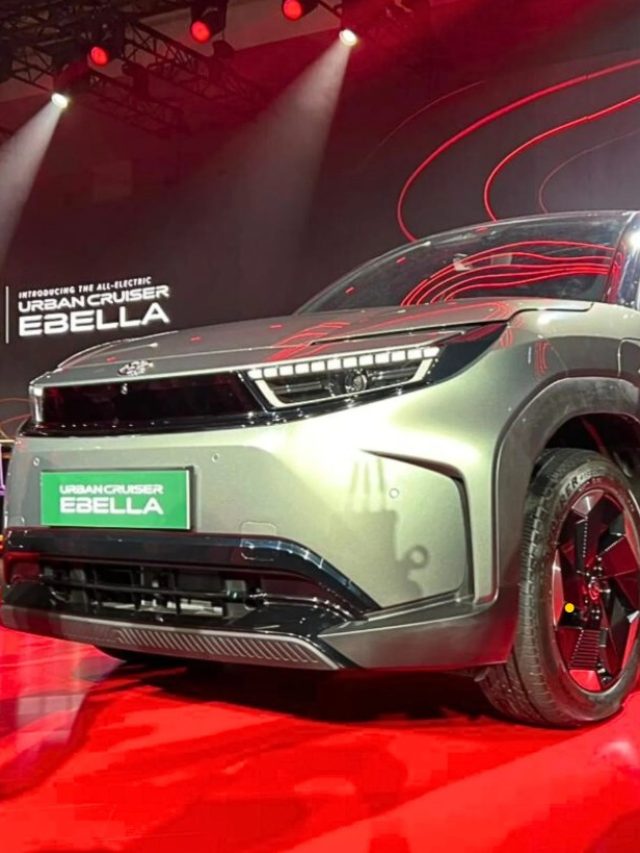 Toyota ची पहिली E-SUV लाँच, पाहा डिटेल्स