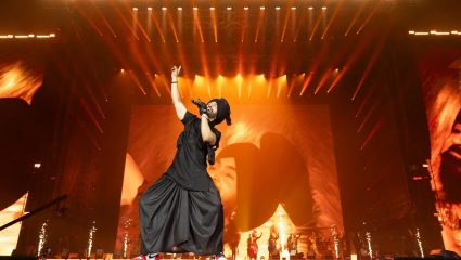 दिलजीत दोसांझच्या ‘Dil-Luminati’ टूरची जबरदस्त कमाई,  943 कोटींचा व्यवसाय, 1.18 लाख लोकांना रोजगार!