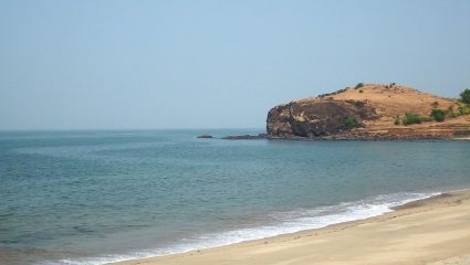 Raigad News : दिवेआगर पर्यटनाला गालबोट ; पुण्यातील तरुणाचा समुद्रात बुडून दुर्दैवी मृत्यू