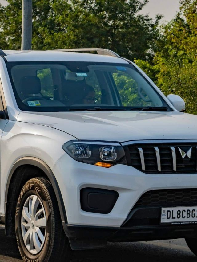 भारतात या कारमध्ये आहे सर्वात मोठे इंजिन