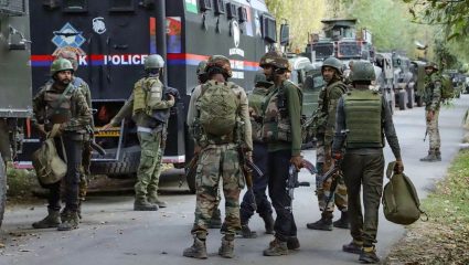 Pakistani Terrorist Killed : सीमेवर पुन्हा चकमक! उरीत भारतीय जवानांनी पाकिस्तानी दहशतवाद्याला घातले कंठस्नान
